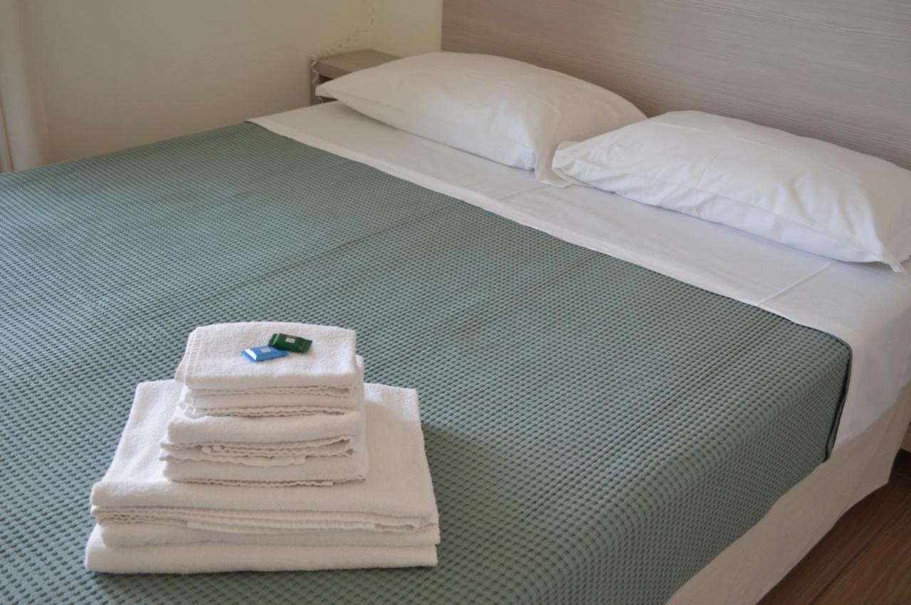 Hotel Riva E Mare Римини Екстериор снимка