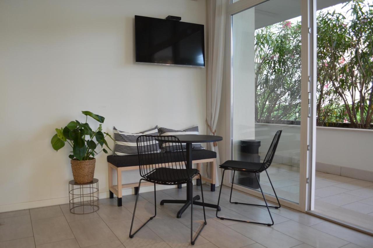 Hotel Riva E Mare Римини Екстериор снимка