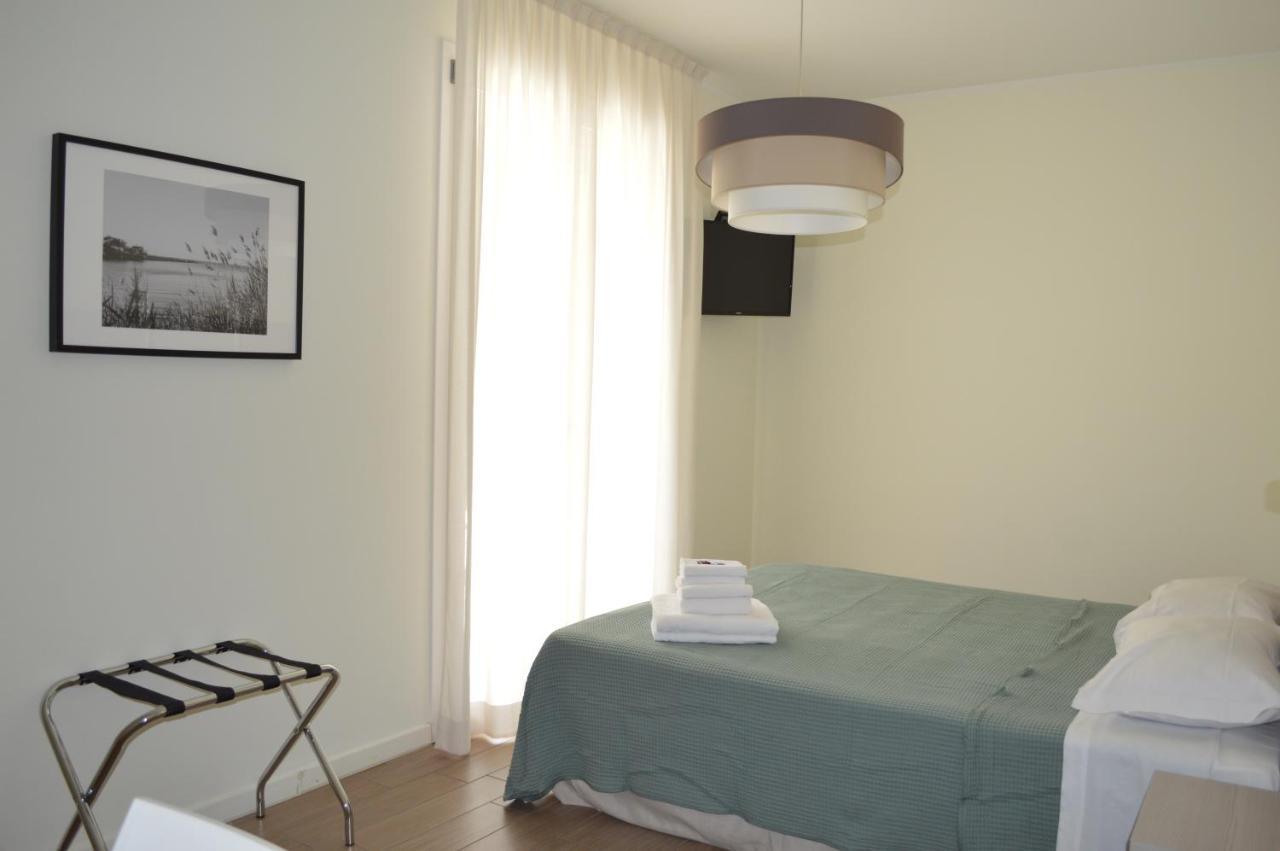 Hotel Riva E Mare Римини Екстериор снимка